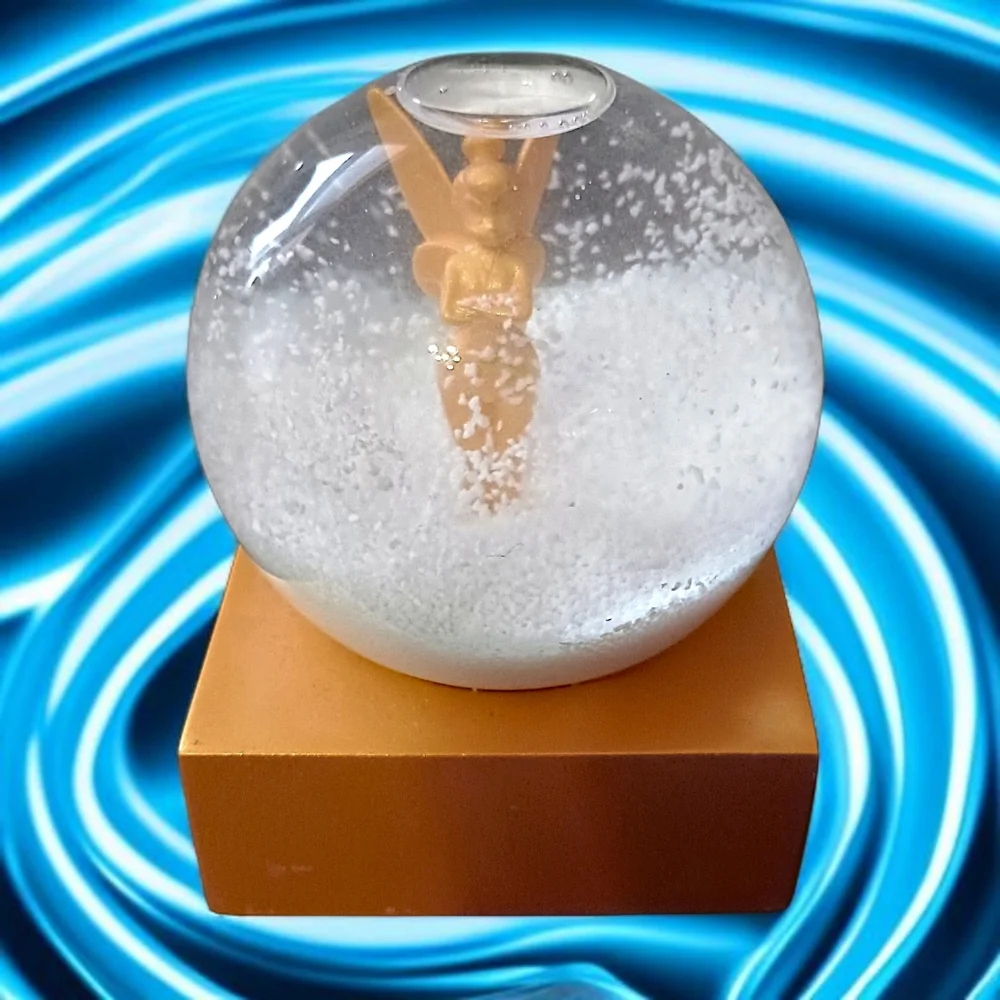 Disney Tinker Bell Snowglobe Tink 2021‎ Christmas Xmas Holiday Peter Pan Golden